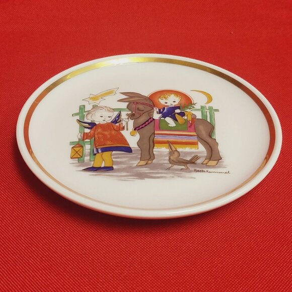 Schmid Berta Hummel Museum Miniature Plate Collection 1975 - Picture 7 of 9